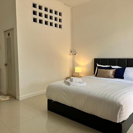 Home Living 8 At Hat Yai Ban Kho Hong 外观 照片