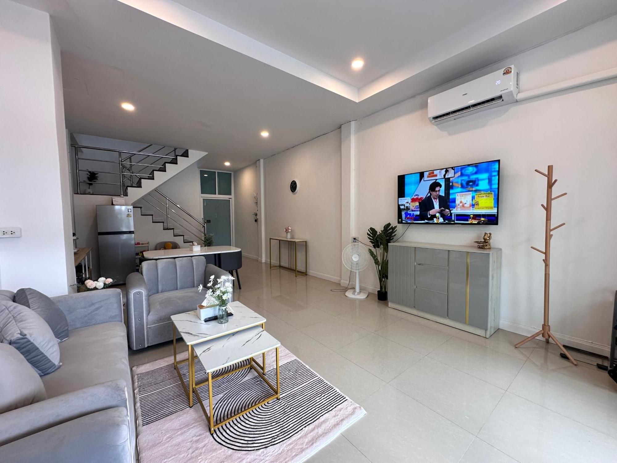 Home Living 8 At Hat Yai Ban Kho Hong 外观 照片
