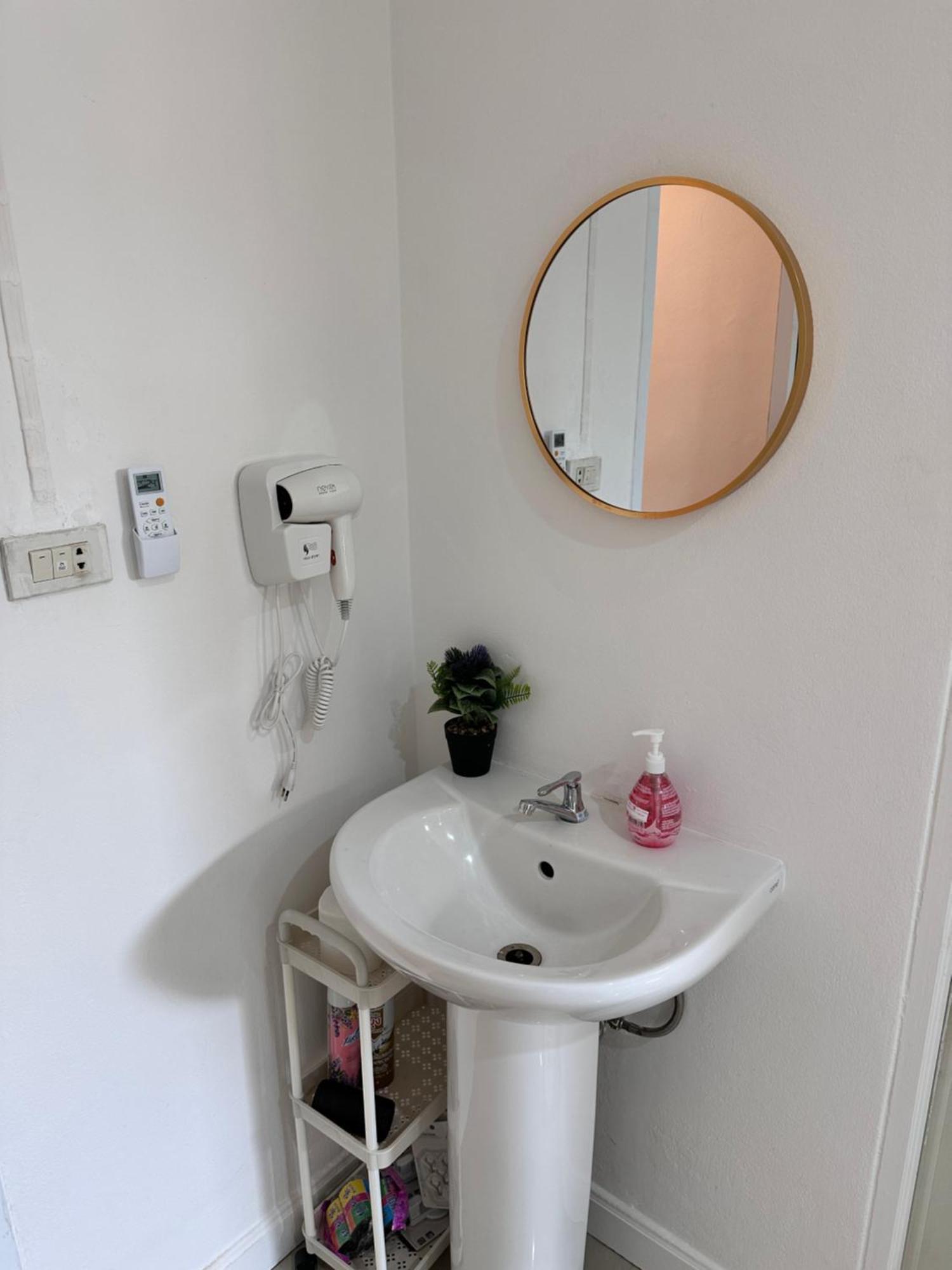 Home Living 8 At Hat Yai Ban Kho Hong 外观 照片
